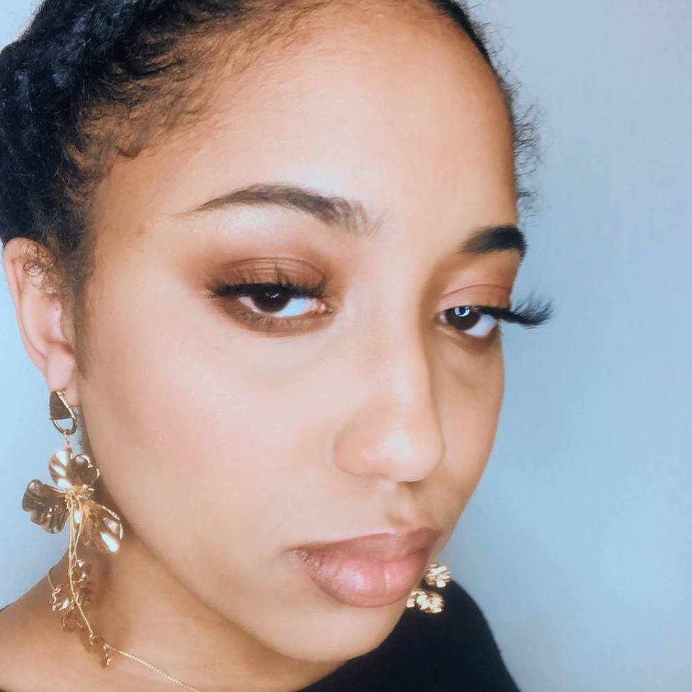 Meet your Posher, Calyx